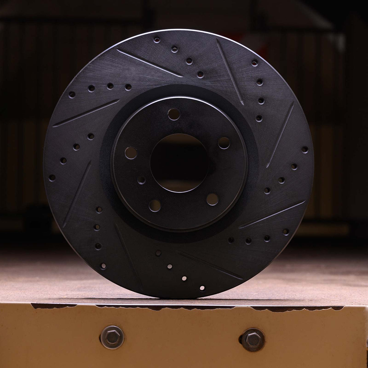 thumbnail image 2 of MTEC Brakes Drilled & Grooved Brake Discs And Pads Kit For Toyota Celica 1.8 VVTi (1999-2002) 2 of 5